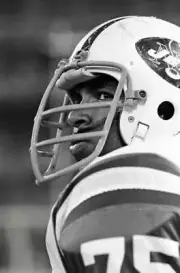 Offensive Lineman Winston Hill Of The New York Jets Nfl 1976 OLD PHOTO 1
