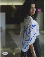 MARIA CONCHITA ALONSO TERRIFIC AMERICAN ACTRESS & SINGER SIGN POSED PHOTO PSA