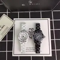 在飛比找Yahoo!奇摩拍賣優惠-小香風手錶J12係列白色陶瓷手女士石英錶防水蝴蝶扣情侶手錶男