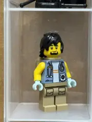 LEGO Minifigure - City Jungle Explorer - Sand Blue Jacket - No cty1780 - QTY 1