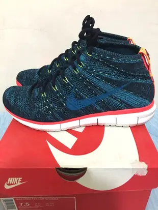 Nike free flyknit chukka US7.5 CM25.5