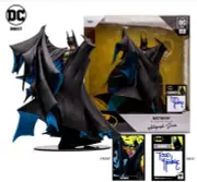 Batman by Todd McFarlane Gold Label Autograph Series 1:8 Scale Statue
