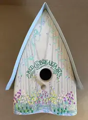 M & M Designs Handcrafted Handpainted Bed & Breakfast Bird House 9 5/8" *New*