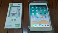 在飛比找Yahoo!奇摩拍賣優惠-Apple Ipad Mini 2 銀色  16G  7.9