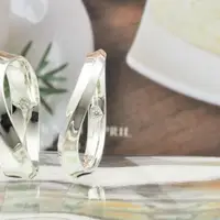 在飛比找momo購物網優惠-【Niloe】純銀戒指 情韻 情侶對戒系列 女款創新設計(9