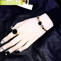 在飛比找Yahoo!奇摩拍賣優惠-韓版簡約玫瑰金鈦鋼手鐲女黑色圓牌水鑽時尚歐美個性流行手飾手環