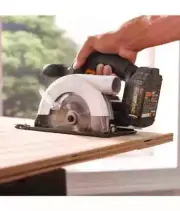 WX529L WORX 20V Power Share 5-1/2 in Cordless Circular Saw FREE Storage Bag Inc.
