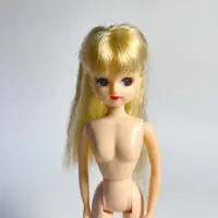 在飛比找蝦皮購物優惠-二手 早期 LICCA 莉卡 長髮 金色 人偶 娃娃 日本 
