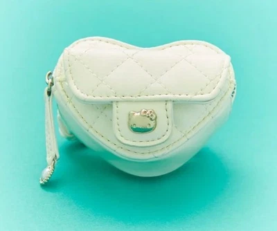 NWOT Hello Kitty White Wristlet Coin Purse Bag Small