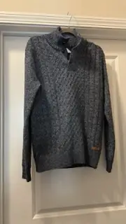 Buffalo David Bitton Men’s Sweater Size Small New With Tags Blue Button Up