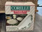 Vintage Corelle Holiday Set by Corning Winter Holly 16PC Dinnerware Set NEW