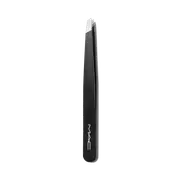 Tweezers / Slant | MAC Cosmetics Australia