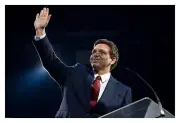 RON DESANTIS GOVERNER OF FLORIDA PRESIDENTIAL 2024 CANDIDATE 4X6 PHOTO REPRINT