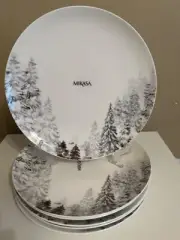 Mikasa Woodland Winter 10.75” Dinner Plates Gray Charcoal Set of 4 New