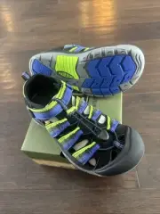 Keen Newport H2 Racer Black Boys Youth Sandals 1014265 R3 - Size 3 - New In box