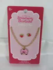 New Strawberry Shortcake Jewelry Set