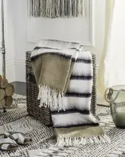 Safavieh Heidi Throw