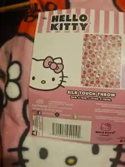 hello kitty blanket apple
