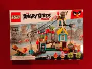 Lego 75824 The Angry Birds Movie Pig City Teardown - NEW