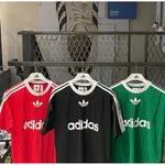 ADIDAS ADICOLOR 愛迪達三葉草LOGO復古T恤 三線 寬鬆短袖上衣 直線紋 短袖上衣 IU2341 促銷