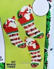 Walco Holiday CHRISTMAS STOCKING Vtg Sequin Bead Christmas Ornament Craft Kit