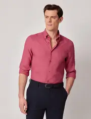 Hawes & Curtis Washed Red Linen Slim Shirt | Button Down Collar Size: Small