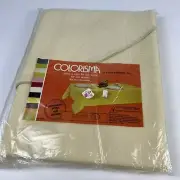 Vtg Oval Tablecloth Pale Yellow Cream Colorisma By Kemp & Beatley 60”X 105” NOS