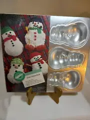Wilton Vintage Mini Snowman Cake Pan Makes Six