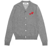 [COMME des GARCONS PLAY] 一大一小男士徽章開衫