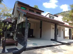 考艾國家公園的4臥室獨棟住宅 - 130平方公尺/5間專用衛浴Khao Yai Privacy House 4BR/5BA for 8 up to 13 ppl