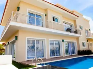 Casa del Mar with private pool and beach