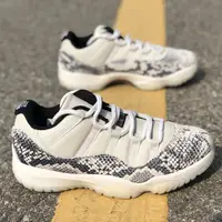 在飛比找蝦皮購物優惠-Air Jordan 11 Low Snakeskin Li