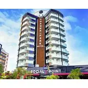 The Corner Park Hotel