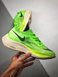 在飛比找Yahoo!奇摩拍賣優惠-Nike Zoom X Vaporfly Next% 螢光綠