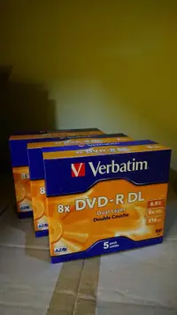 在飛比找露天拍賣優惠-Verbatim DVD-R DL 8X 燒錄片 (5片盒裝