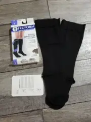 Truform 20-30 mmHg Compression Stockings, Knee High Length Sz M, 1 pair Black