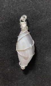 Botswana Agate Handmade Wire Wrap Crystal Pendant Sterling Silver 925 White/Grey