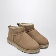 [UGG] Classic Ultra Mini Sand Coloured Boot 7 US Beige