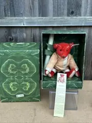 Steiff 1995 Baby Alfonzo Teddy Bears Of Witney Red Mohair Silk Tunic Ean.