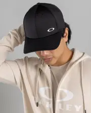 [Oakley] Oakley Men's Tinfoil 3.0 Cap in Blackout Size Small/Medium S/M Blackout