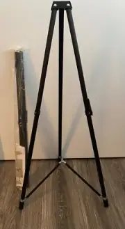 Quartet Tri-Lite 48ETL Presentation & Display Easel 34" to 64"