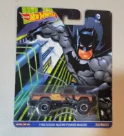 Hot Wheels Pop Culture DC Comics Batman 1980 Dodge Macho Power Wagon