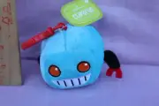 Hallmark CLIPAROO Clip Plush Blue Robot Pink Cat. 4 INCHES.
