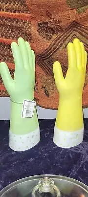 Garden Poly Resin In Or Outdoor Wall Hanging Kitchen Glove PlanteR Goofy Cute
