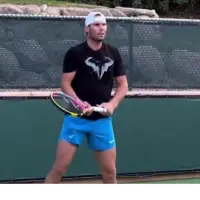 在飛比找蝦皮購物優惠-Nike Court DriFit Rafa 吸濕排汗 Ts