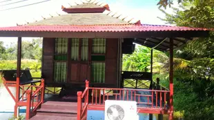 羅勇沙羅查飯店Sarocha Resort Rayong