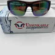 Unsinkable Polarized - Titan Cedar Green Mirror
