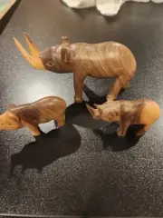 Vintage Solid Wood Hand Carved Rhinoceros Rhino Figure Set Of 3 - Made in Kenya