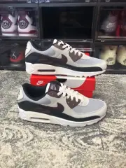 NIKE AIR MAX 90 'BURGUNDY CRUSH' - SIZE 13 MENS US - BNIB - DEADSTOCK
