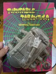 SWARMM Toys Turntable Tarantula Scorpion Scratcher Sofubi Blank Gray 1st Release